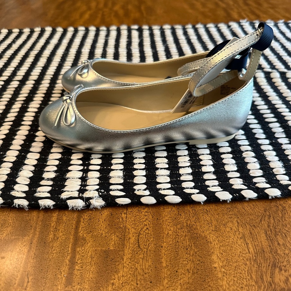 JANIE and JACK METALLIC ANKLE STRAP BOW BALLET FLAT - Picture 9 of 12